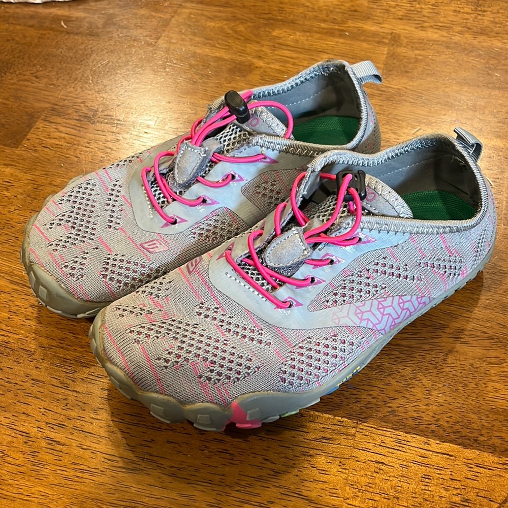 Saguaro barefoot minimalist shoes